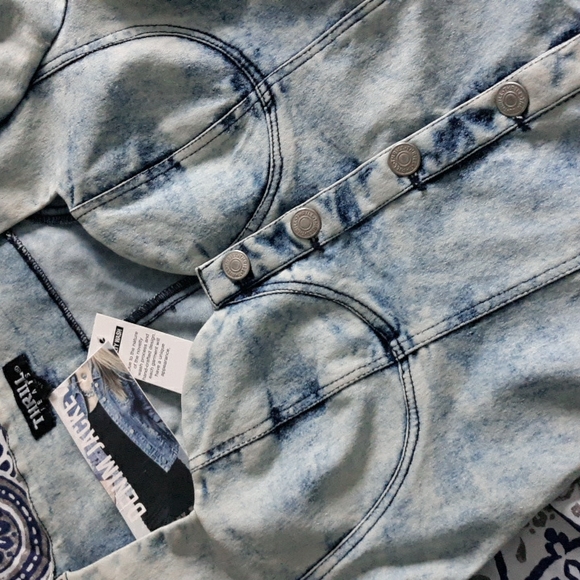 NWT Thrill Medium Novelty Acid Wash Dirty Blue Bustier Denim Jean Jacket - Picture 13 of 17